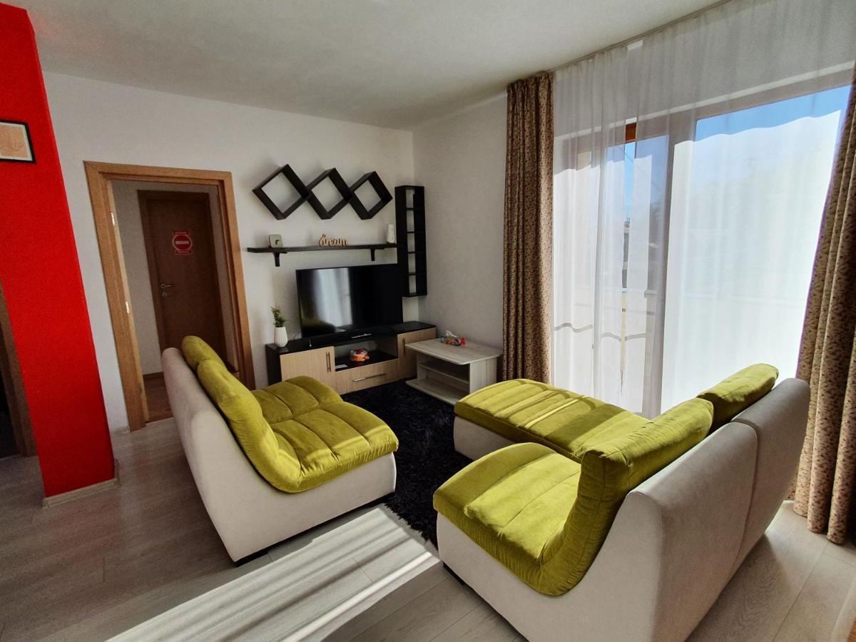 Apartament La Casa In Curte Comuna Appartamento Codlea Esterno foto
