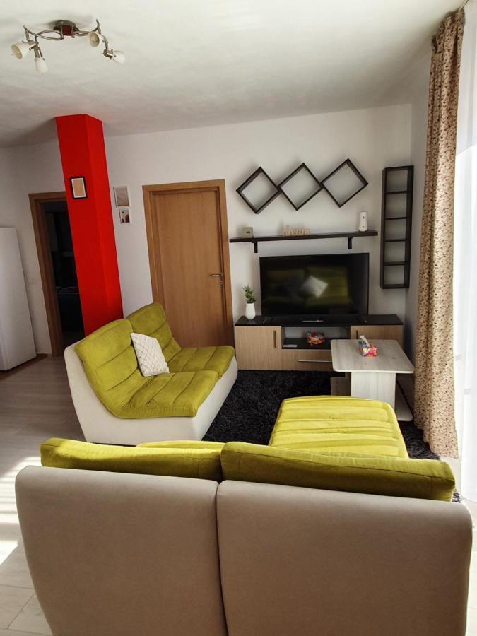 Apartament La Casa In Curte Comuna Appartamento Codlea Esterno foto